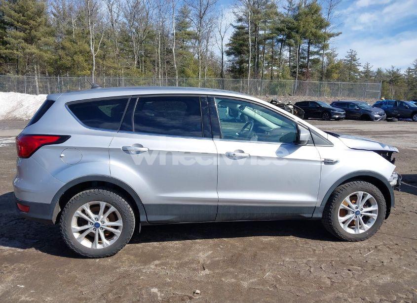 Photo 13 of 2019 Ford Escape SE (VIN 1FMCU9GD3KUA72879)