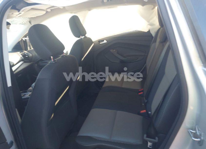 Photo 8 of 2019 Ford Escape SE (VIN 1FMCU9GD3KUA86796)
