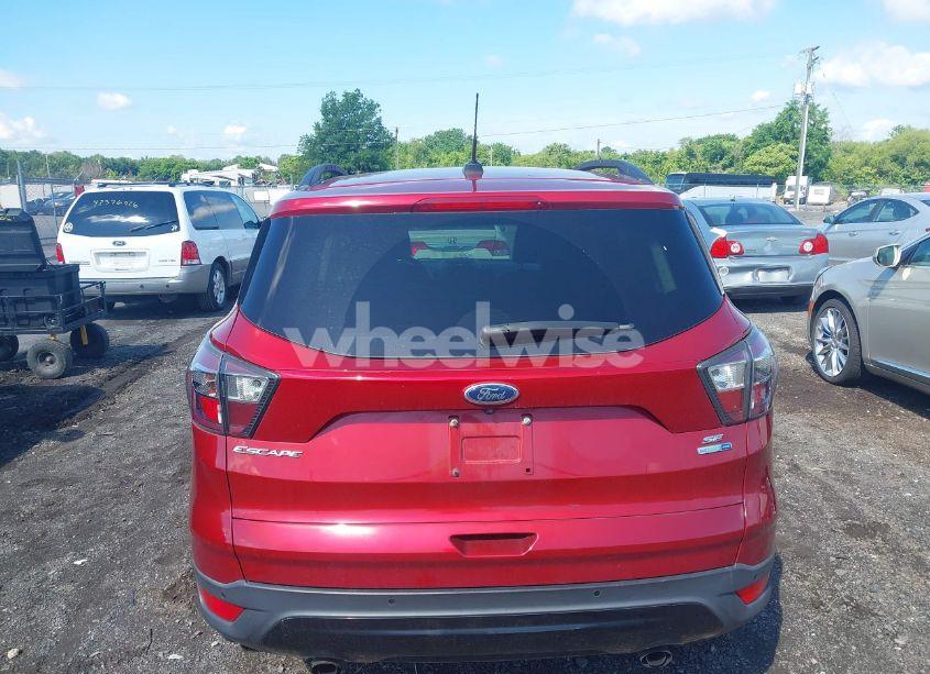 Photo 16 of 2017 Ford Escape SE (VIN 1FMCU9GD4HUA10240)