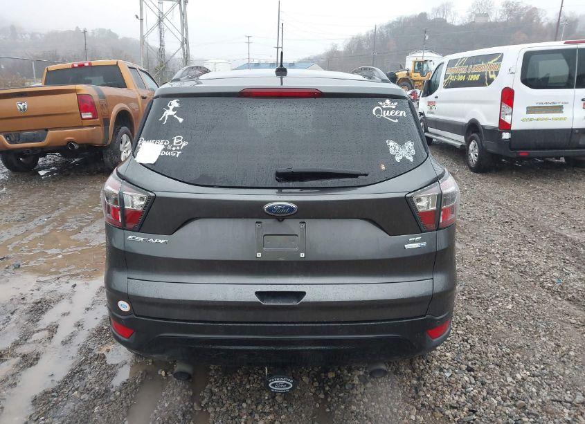 Photo 16 of 2017 Ford Escape SE (VIN 1FMCU9GD4HUA11677)