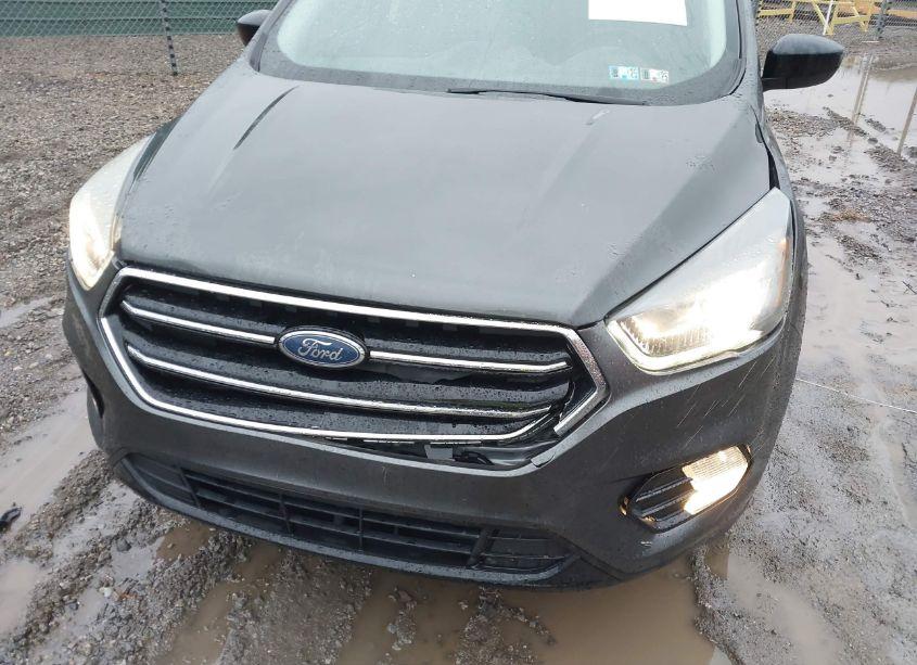 Photo 6 of 2017 Ford Escape SE (VIN 1FMCU9GD4HUA11677)