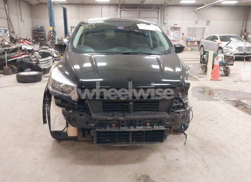 Photo 13 of 2017 Ford Escape SE (VIN 1FMCU9GD4HUA56439)