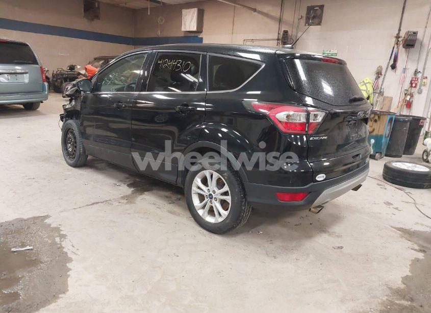 Photo 3 of 2017 Ford Escape SE (VIN 1FMCU9GD4HUA56439)