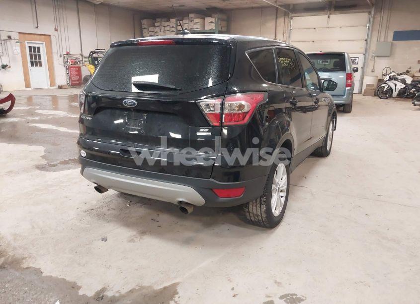 Photo 4 of 2017 Ford Escape SE (VIN 1FMCU9GD4HUA56439)