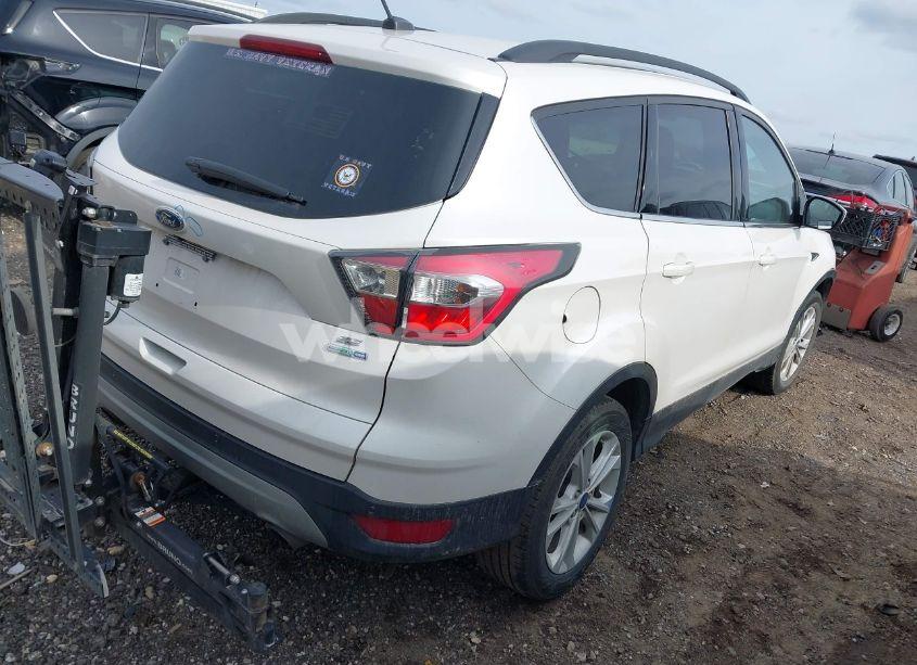 Photo 4 of 2017 Ford Escape SE (VIN 1FMCU9GD4HUA60264)