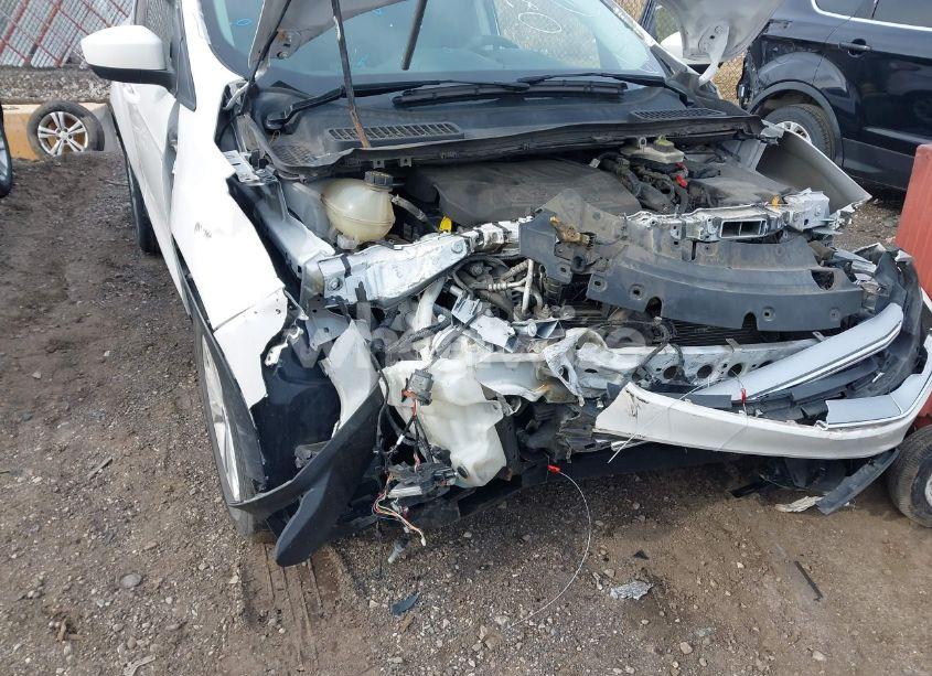 Photo 6 of 2017 Ford Escape SE (VIN 1FMCU9GD4HUA60264)