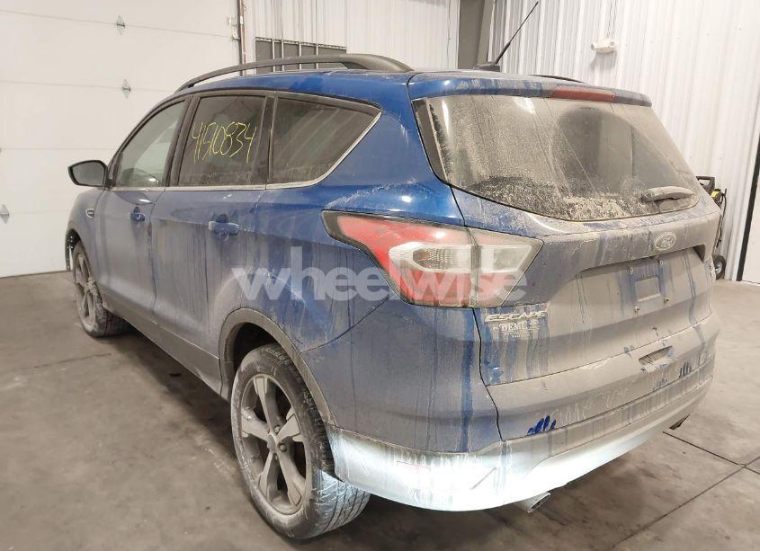 Photo 3 of 2017 Ford Escape SE (VIN 1FMCU9GD4HUA82345)