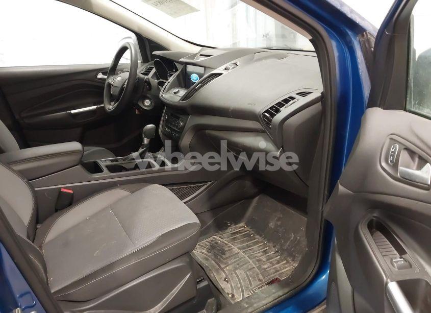 Photo 5 of 2017 Ford Escape SE (VIN 1FMCU9GD4HUA82345)