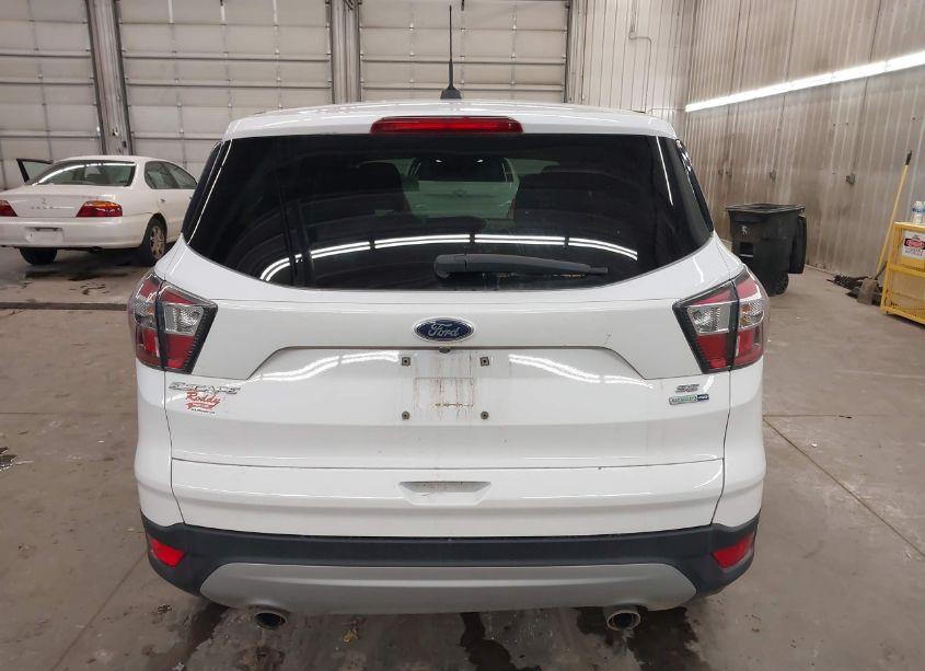 Photo 17 of 2017 Ford Escape SE (VIN 1FMCU9GD4HUB05784)