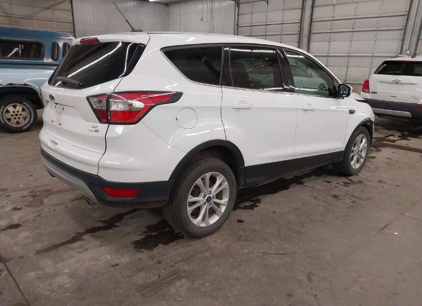 Photo 4 of 2017 Ford Escape SE (VIN 1FMCU9GD4HUB05784)