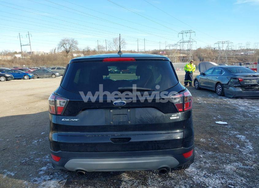 Photo 17 of 2017 Ford Escape SE (VIN 1FMCU9GD4HUB22519)