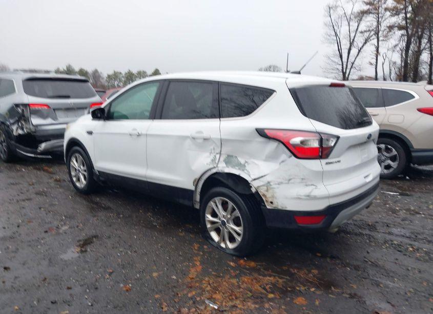 Photo 14 of 2017 Ford Escape SE (VIN 1FMCU9GD4HUC41753)