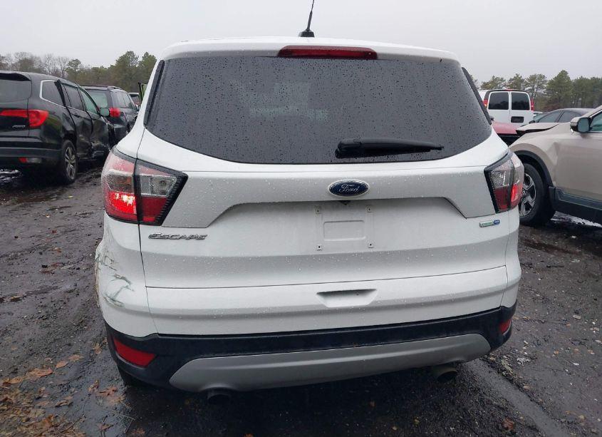 Photo 16 of 2017 Ford Escape SE (VIN 1FMCU9GD4HUC41753)