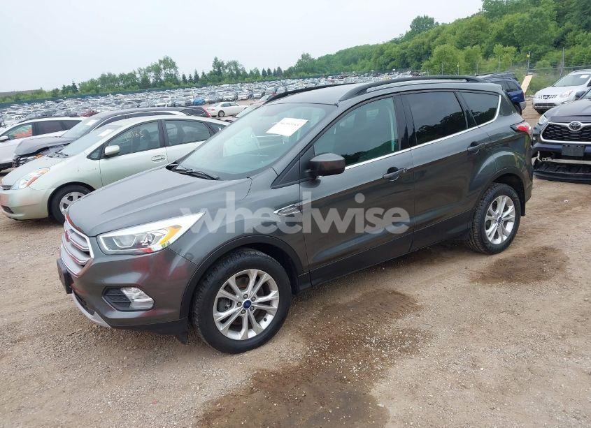 Photo 2 of 2017 Ford Escape SE (VIN 1FMCU9GD4HUC45396)