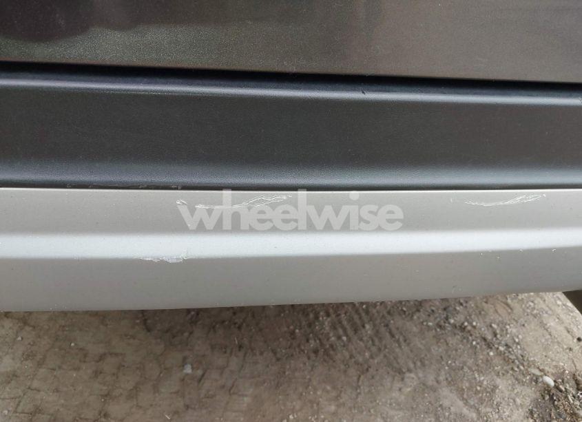 Photo 6 of 2017 Ford Escape SE (VIN 1FMCU9GD4HUC45396)