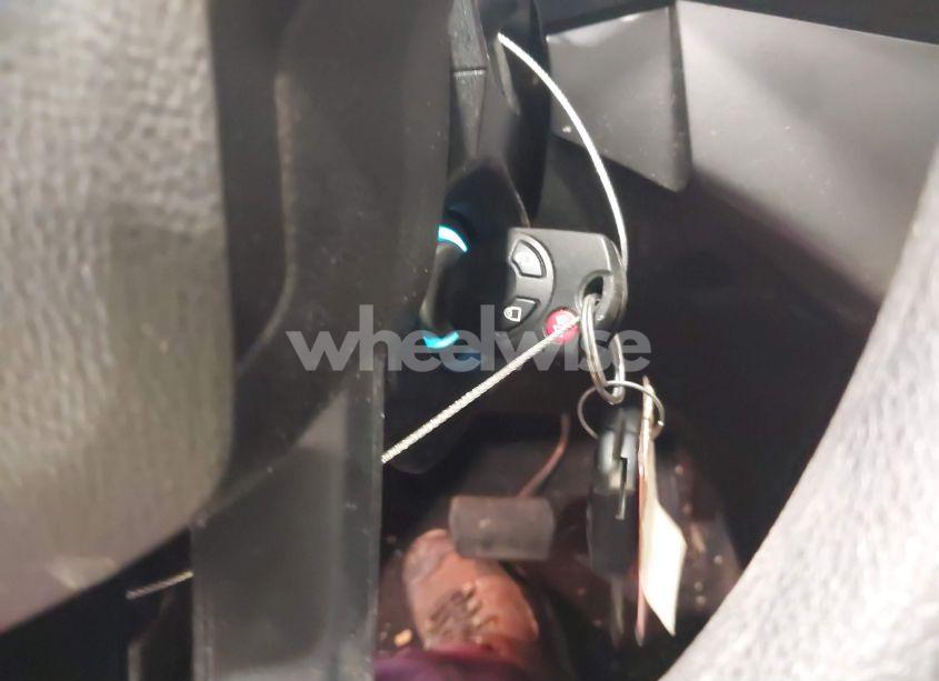 Photo 11 of 2017 Ford Escape SE (VIN 1FMCU9GD4HUD01868)