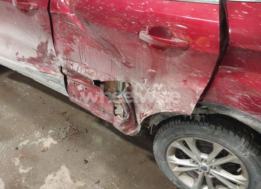 Photo 6 of 2017 Ford Escape SE (VIN 1FMCU9GD4HUD01868)