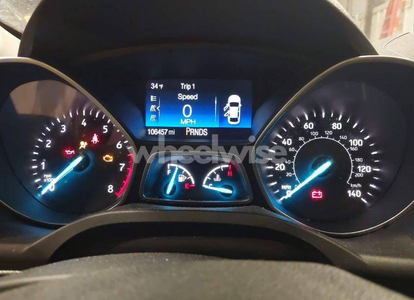 Photo 7 of 2017 Ford Escape SE (VIN 1FMCU9GD4HUD01868)