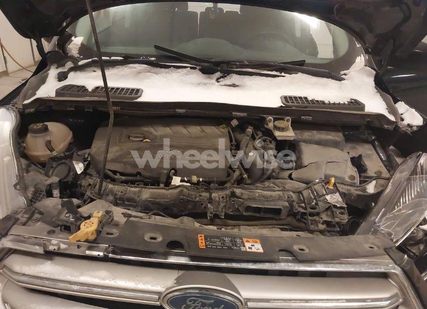 Photo 10 of 2017 Ford Escape SE (VIN 1FMCU9GD4HUD02714)