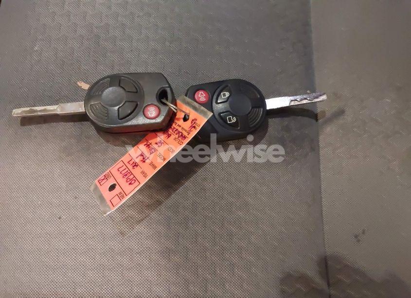 Photo 11 of 2017 Ford Escape SE (VIN 1FMCU9GD4HUD02714)