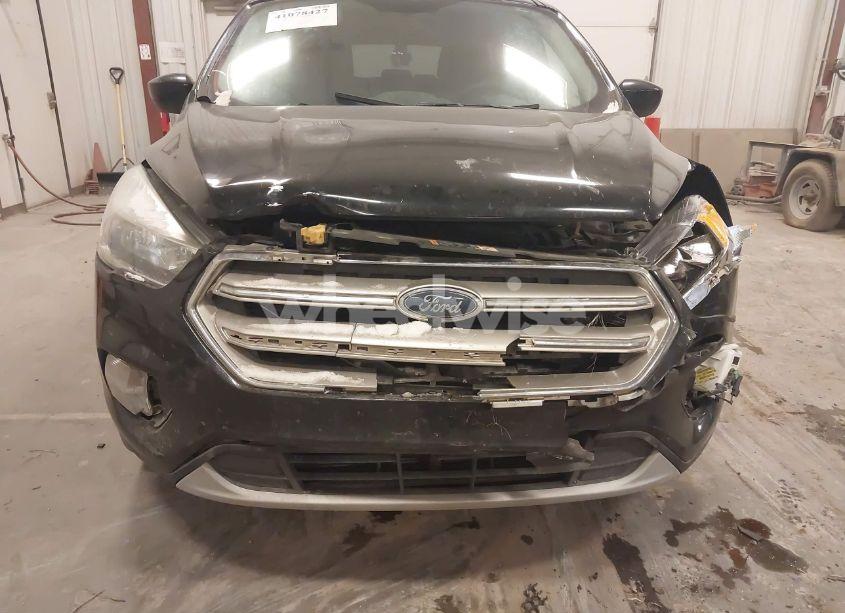 Photo 6 of 2017 Ford Escape SE (VIN 1FMCU9GD4HUD02714)