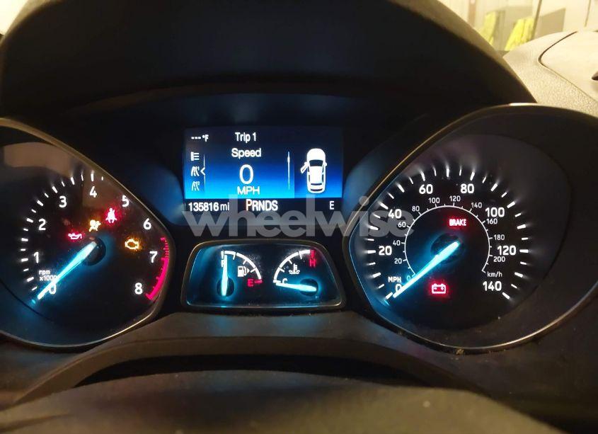 Photo 7 of 2017 Ford Escape SE (VIN 1FMCU9GD4HUD02714)