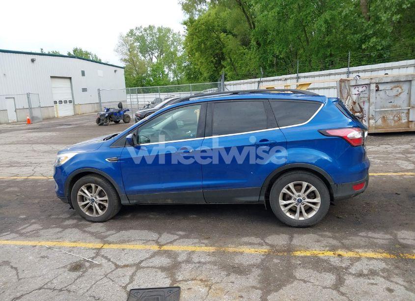 Photo 14 of 2017 Ford Escape SE (VIN 1FMCU9GD4HUD43490)