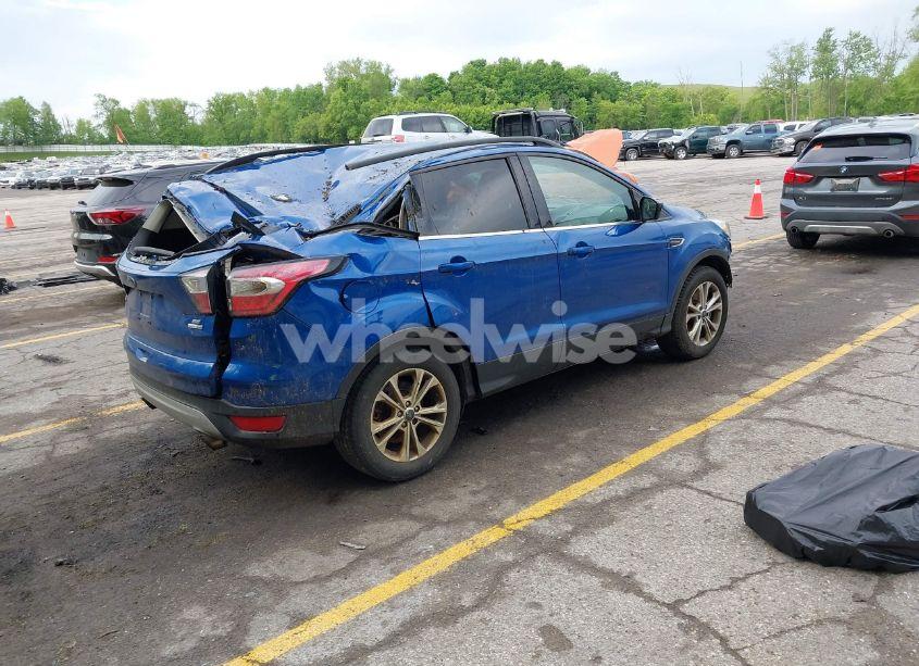 Photo 4 of 2017 Ford Escape SE (VIN 1FMCU9GD4HUD43490)