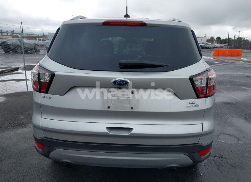 Photo 16 of 2017 Ford Escape SE (VIN 1FMCU9GD4HUD94326)
