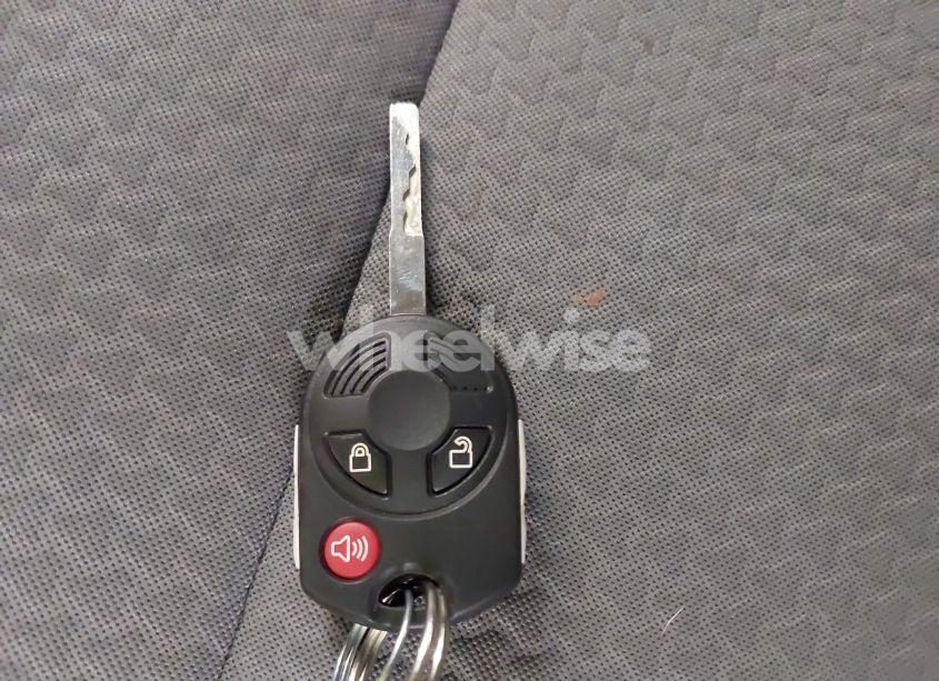 Photo 11 of 2017 Ford Escape SE (VIN 1FMCU9GD4HUE39507)