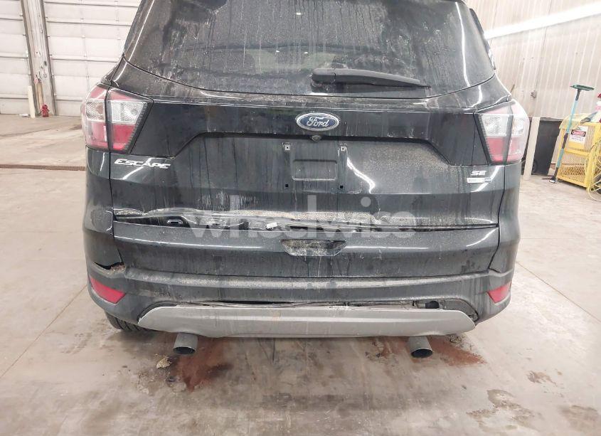 Photo 6 of 2017 Ford Escape SE (VIN 1FMCU9GD4HUE39507)