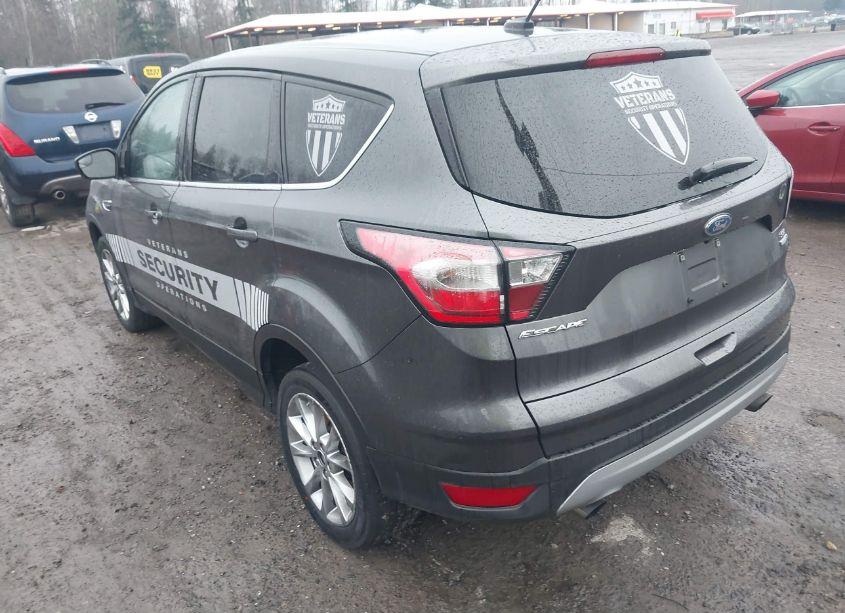 Photo 3 of 2017 Ford Escape SE (VIN 1FMCU9GD4HUE49938)