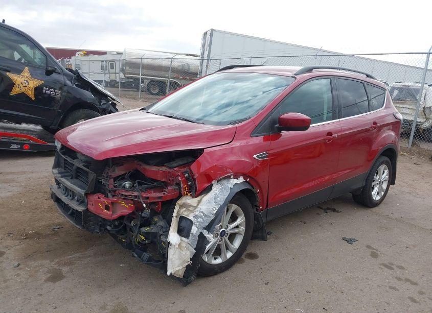 Photo 2 of 2017 Ford Escape SE (VIN 1FMCU9GD4HUE96550)