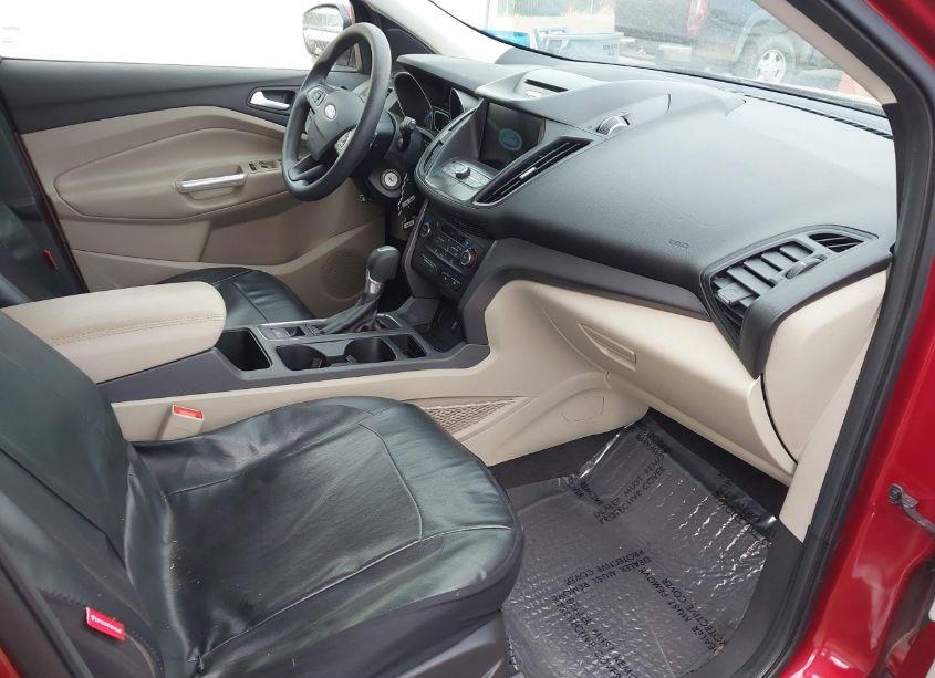 Photo 5 of 2017 Ford Escape SE (VIN 1FMCU9GD4HUE96550)