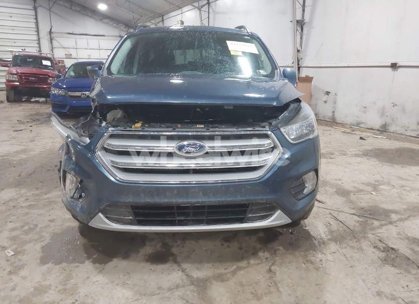 Photo 12 of 2018 Ford Escape SE (VIN 1FMCU9GD4JUA01530)