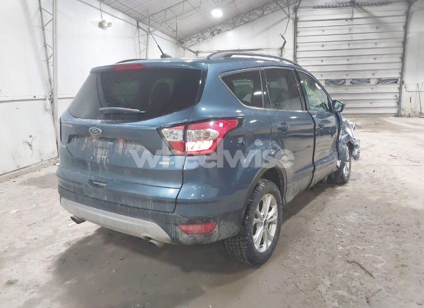 Photo 4 of 2018 Ford Escape SE (VIN 1FMCU9GD4JUA01530)