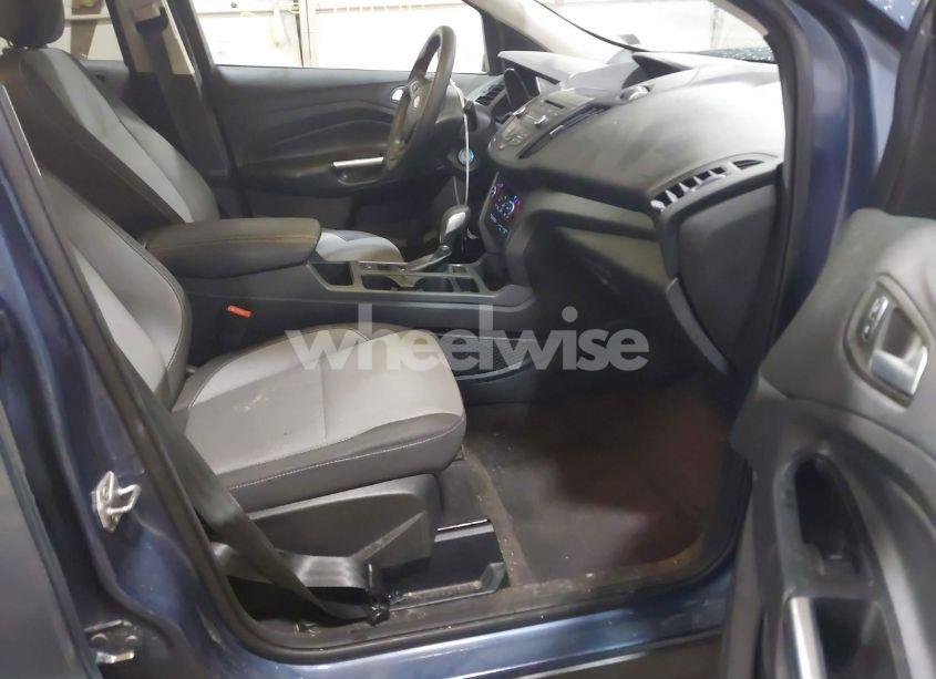 Photo 5 of 2018 Ford Escape SE (VIN 1FMCU9GD4JUA01530)