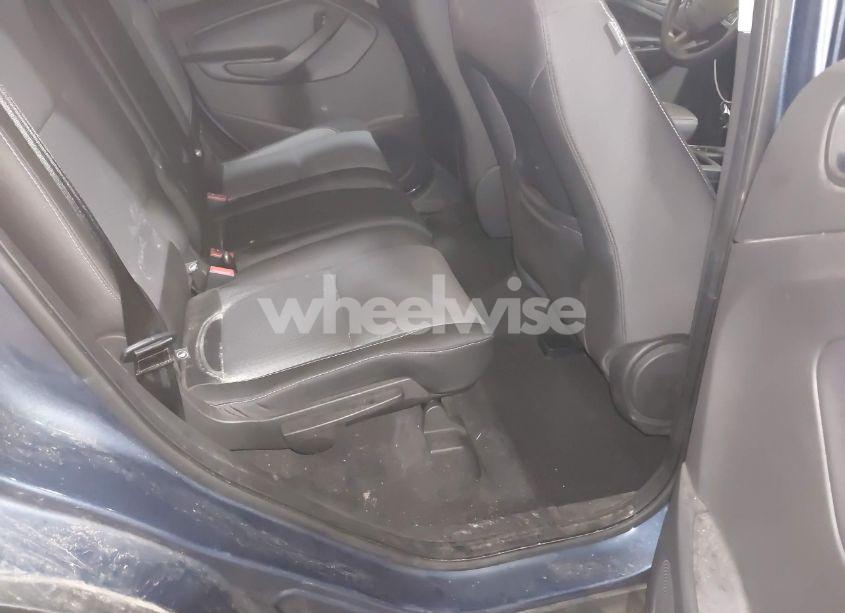 Photo 8 of 2018 Ford Escape SE (VIN 1FMCU9GD4JUA01530)