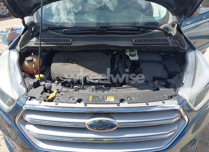 Photo 10 of 2018 Ford Escape SE (VIN 1FMCU9GD4JUA28579)