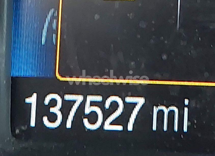 Photo 15 of 2018 Ford Escape SE (VIN 1FMCU9GD4JUA28579)