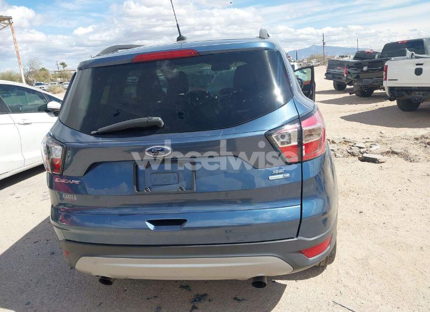 Photo 16 of 2018 Ford Escape SE (VIN 1FMCU9GD4JUA28579)