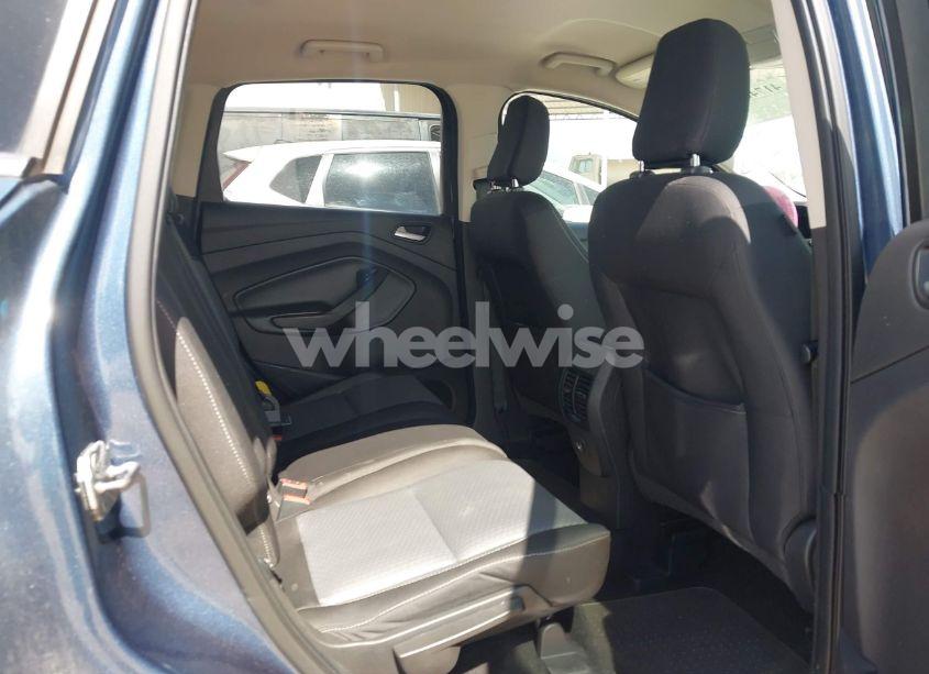 Photo 8 of 2018 Ford Escape SE (VIN 1FMCU9GD4JUA28579)