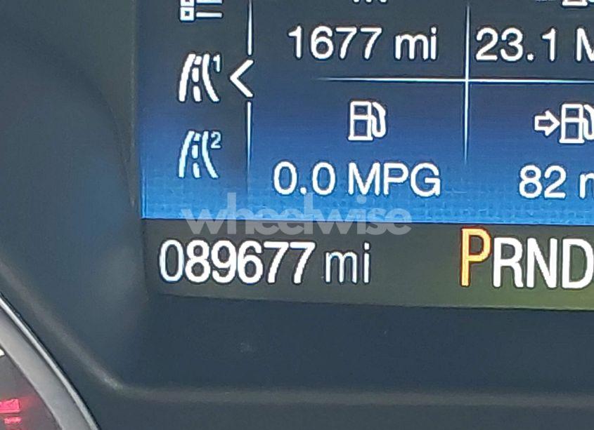 Photo 7 of 2018 Ford Escape SE (VIN 1FMCU9GD4JUA35340)