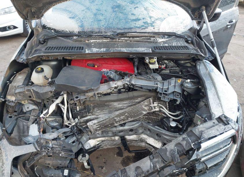 Photo 10 of 2018 Ford Escape SE (VIN 1FMCU9GD4JUA61582)