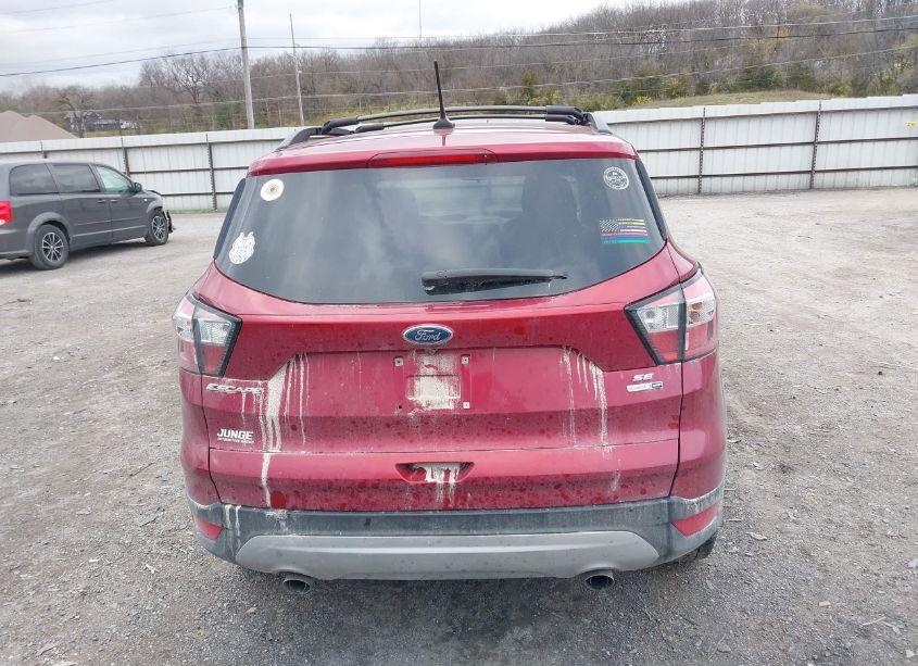 Photo 16 of 2018 Ford Escape SE (VIN 1FMCU9GD4JUB09680)