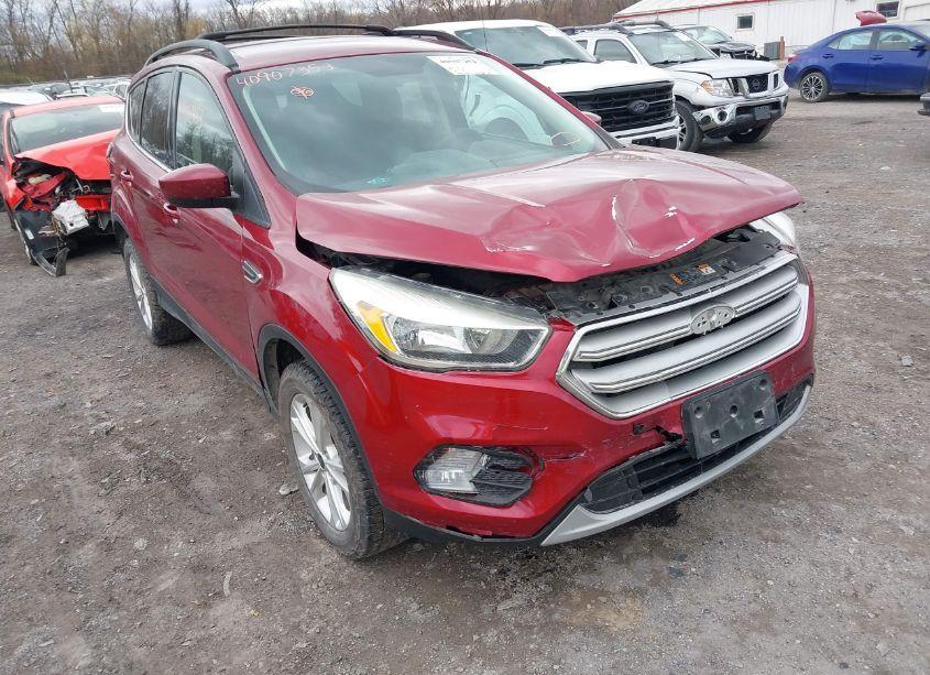 Photo 6 of 2018 Ford Escape SE (VIN 1FMCU9GD4JUB09680)
