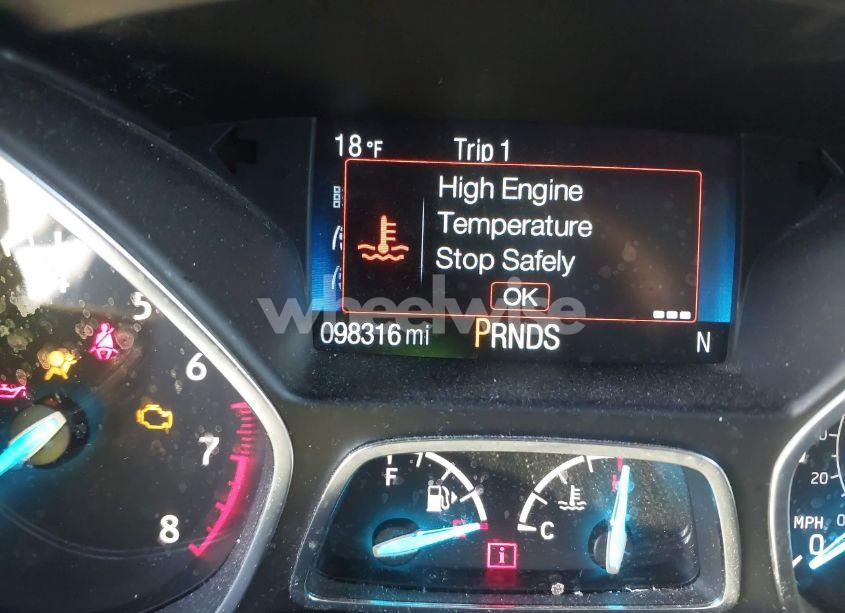 Photo 15 of 2018 Ford Escape SE (VIN 1FMCU9GD4JUB66008)