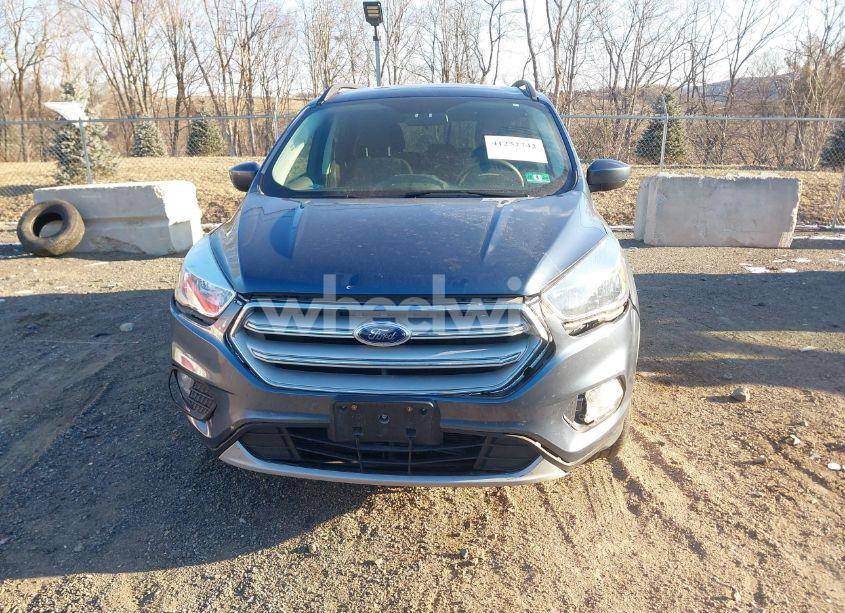 Photo 6 of 2018 Ford Escape SE (VIN 1FMCU9GD4JUB66008)