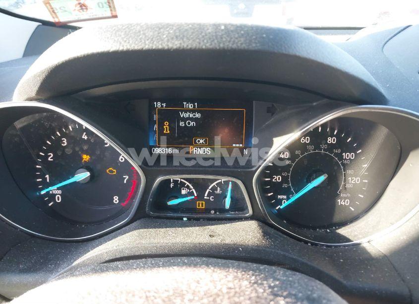 Photo 7 of 2018 Ford Escape SE (VIN 1FMCU9GD4JUB66008)