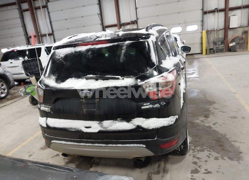 Photo 17 of 2018 Ford Escape SE (VIN 1FMCU9GD4JUC05275)